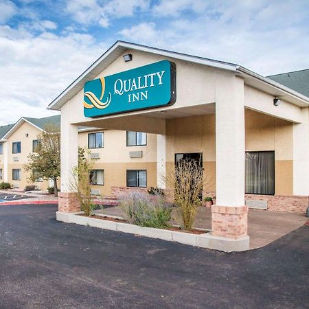 Quality Inn Airport Colorado Springs Exterior foto